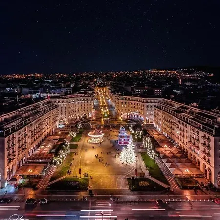 Small Budget Diamond In Agias Sofias. Thessaloniki