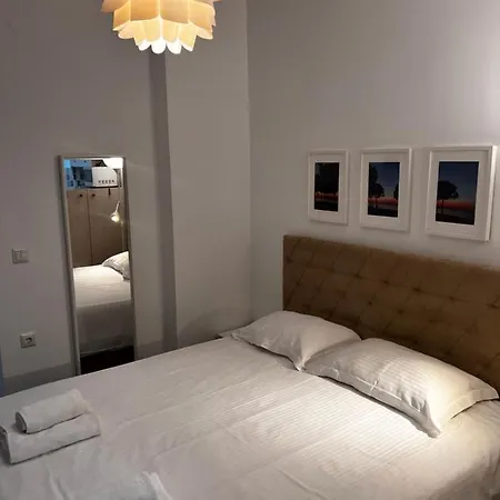 Small Budget Diamond In Agias Sofias. * Thessaloniki