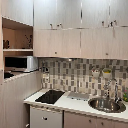 Appartement Small Budget Diamond In Agias Sofias. Thessaloniki